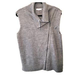 {NY&CO} NWT Zipper Grey Sweater Vest